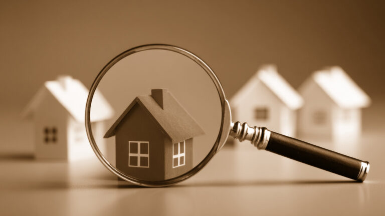 Delta Lake neighborhood